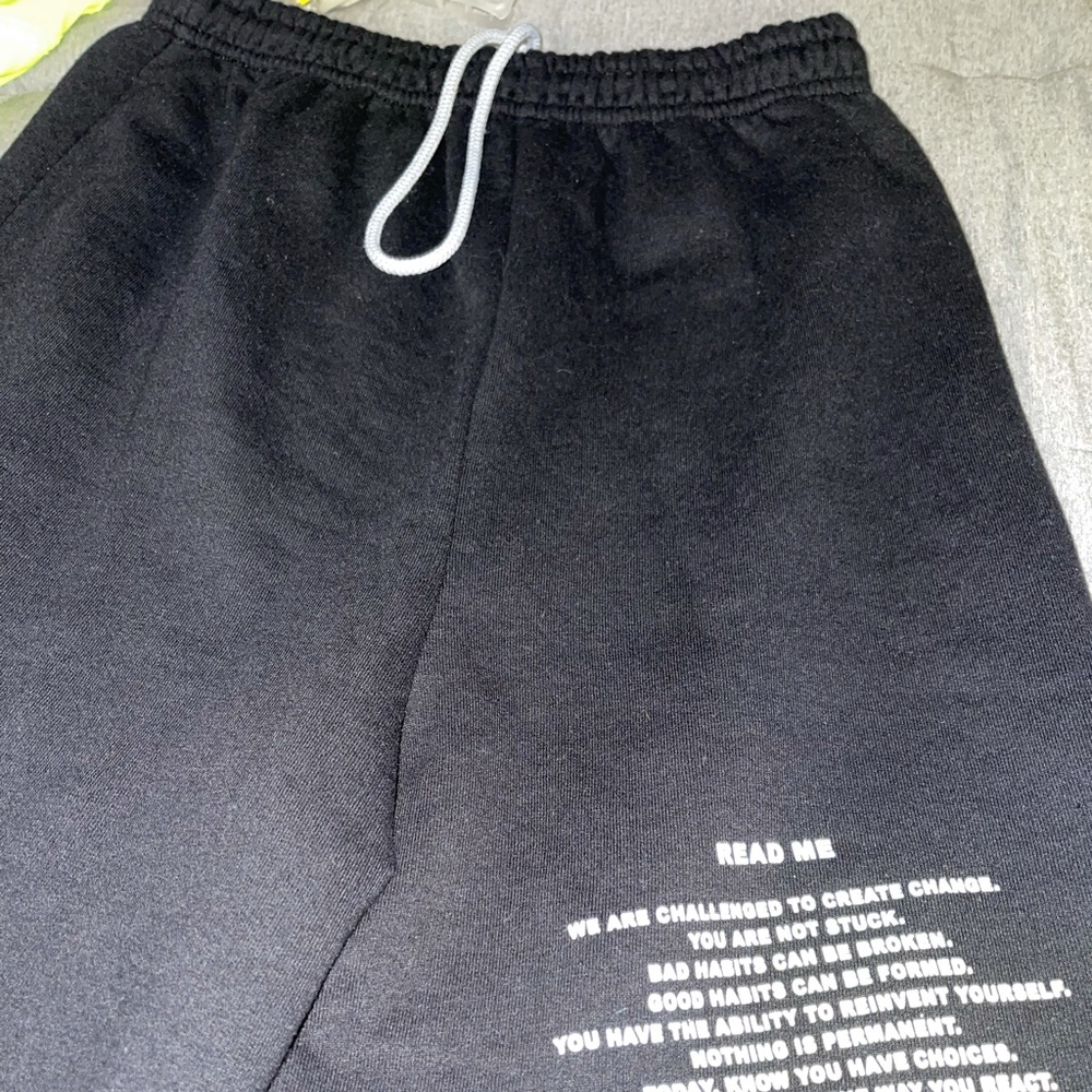 Boys Lie Read me V2 sweat shorts